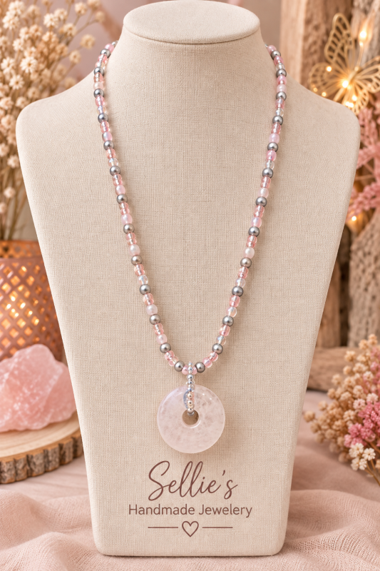 Rozenkwarts donut ketting