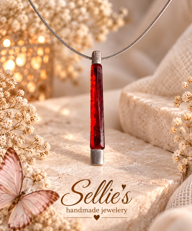 Magische elegante rode hanger/ketting